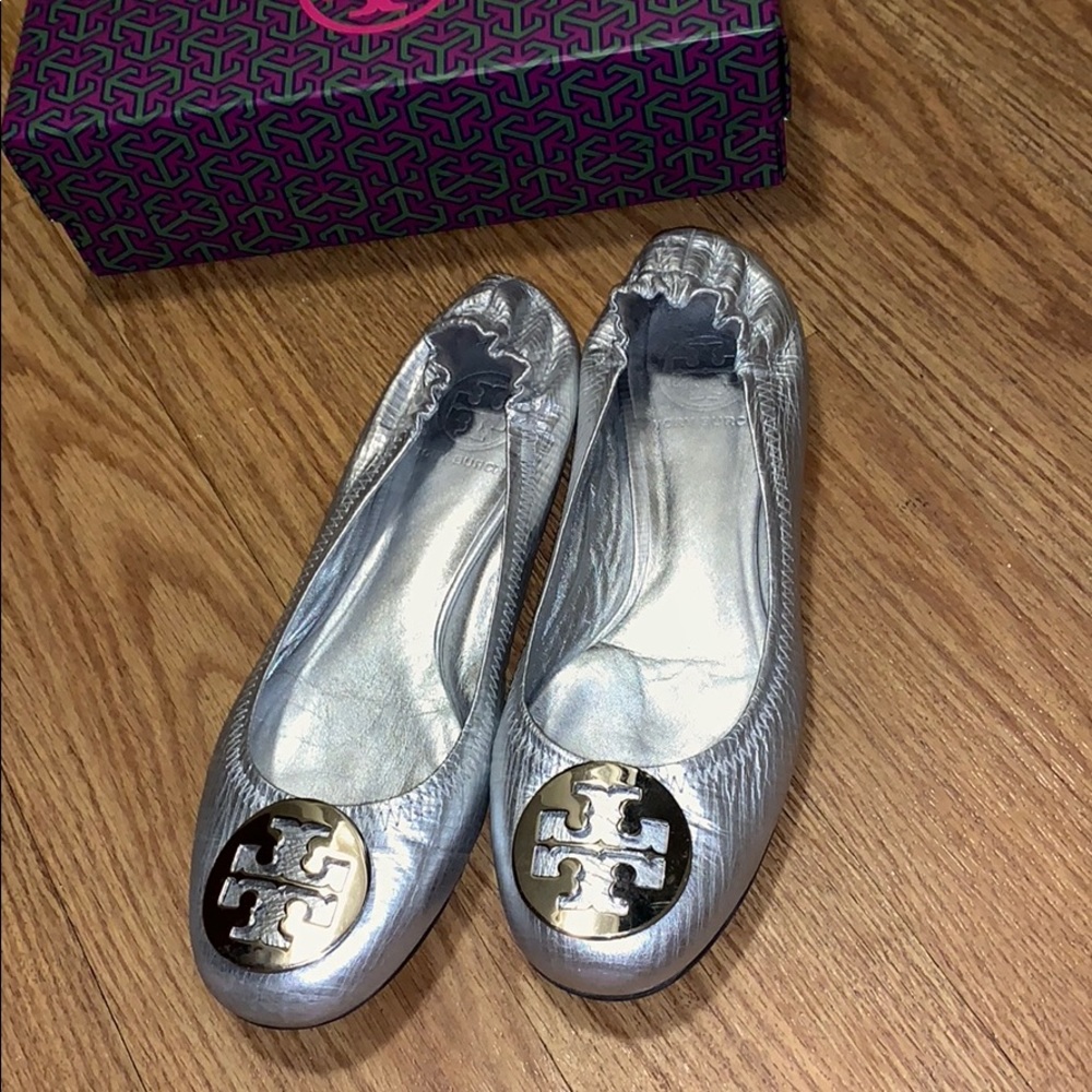 Tory Burch ballets - Picture 2 of 4
